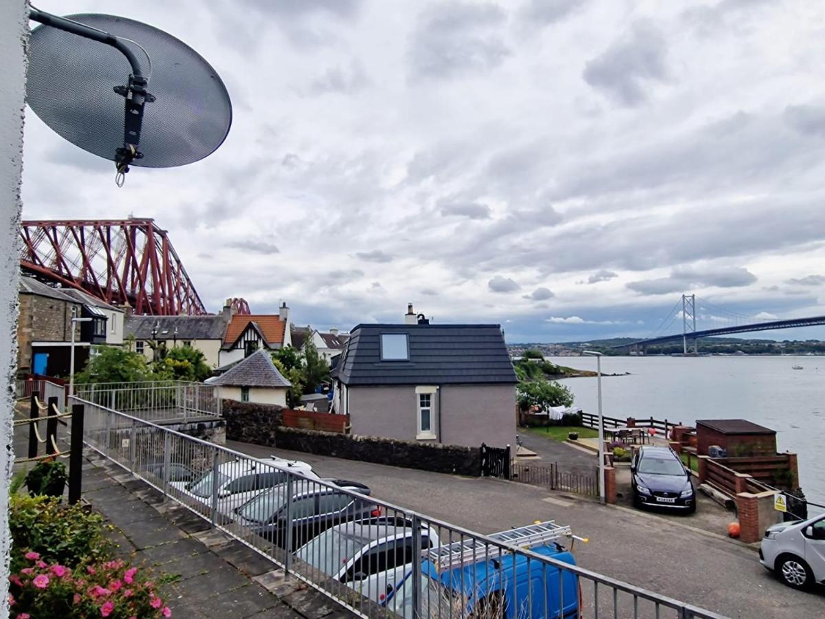 Вилла Three Bridges Waterfront Норт-Квинсферри Экстерьер фото
