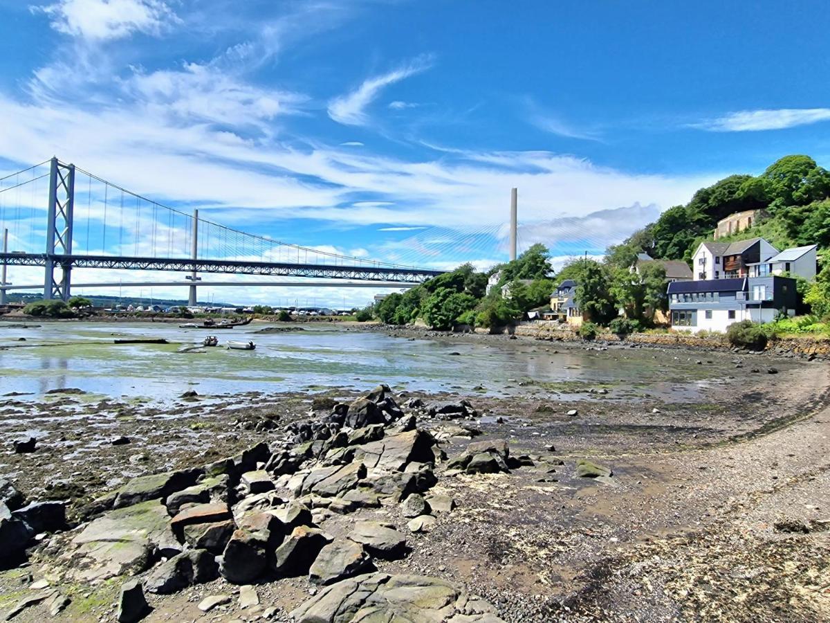 Вилла Three Bridges Waterfront Норт-Квинсферри Экстерьер фото